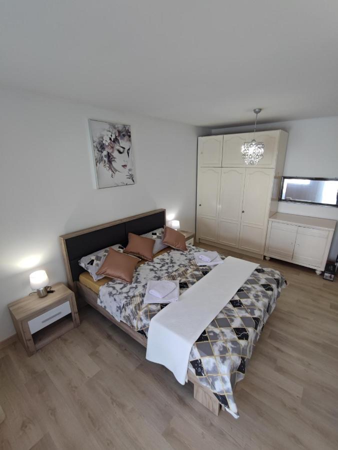 Apartment Barba View โกตอร์ ภายนอก รูปภาพ