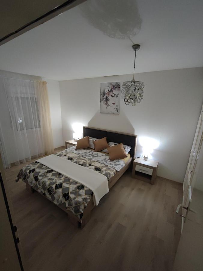 Apartment Barba View โกตอร์ ภายนอก รูปภาพ
