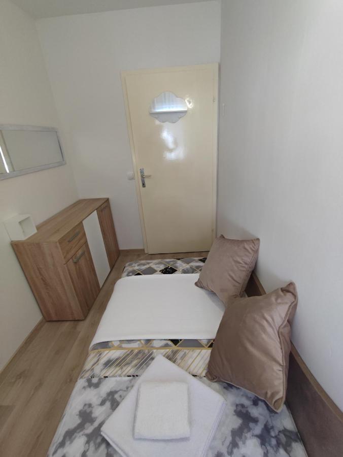 Apartment Barba View โกตอร์ ภายนอก รูปภาพ