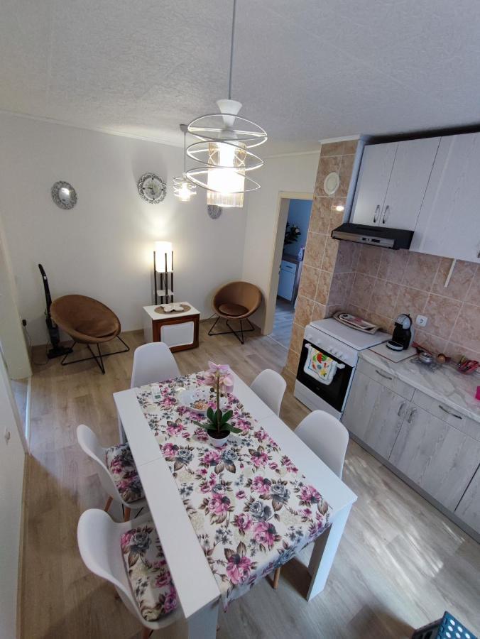 Apartment Barba View โกตอร์ ภายนอก รูปภาพ